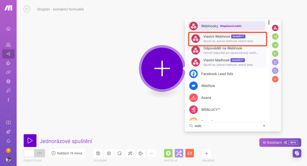 Výběr modulu v MAKE s vyznačenou volbou Vlastní Webhook
